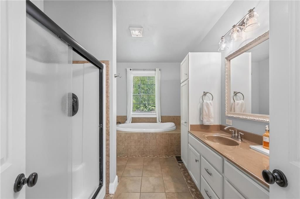 1403 Paxton Street — photo 51