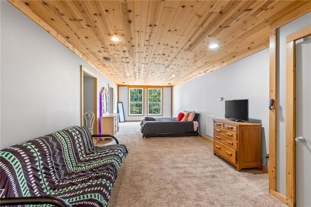 1403 Paxton Street — photo 63