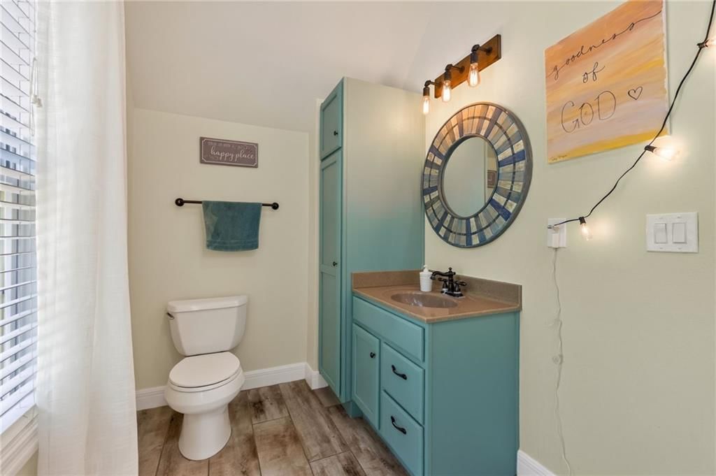 1403 Paxton Street — photo 67
