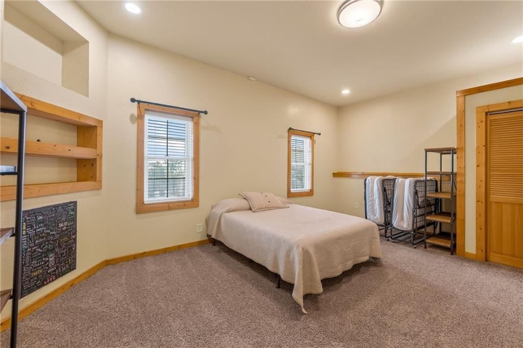 1403 Paxton Street — photo 80