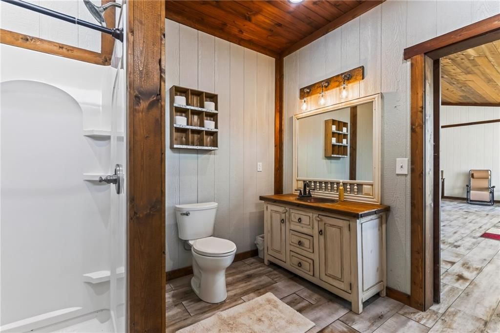1403 Paxton Street — photo 92