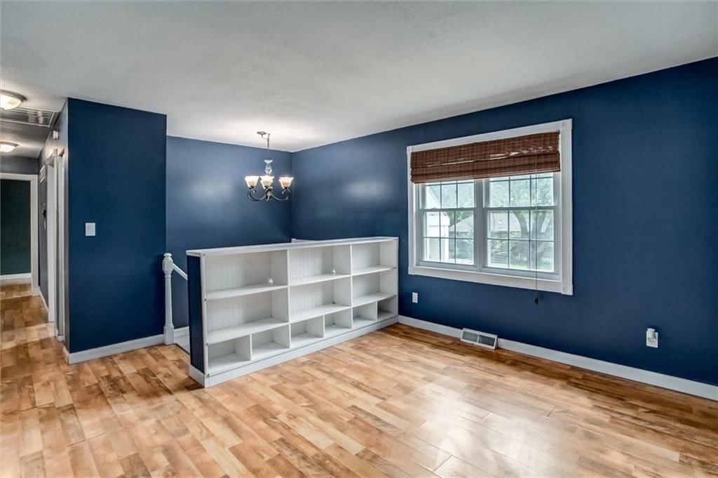 2409 NW Salem Court — photo 5