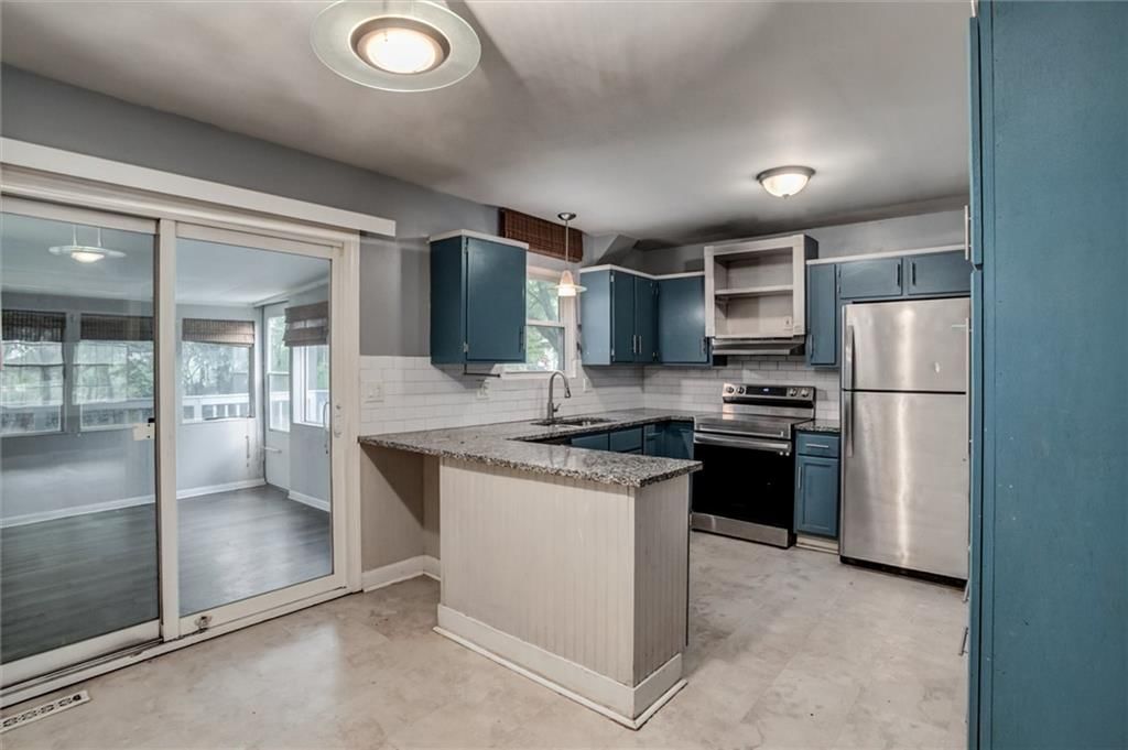 2409 NW Salem Court — photo 9