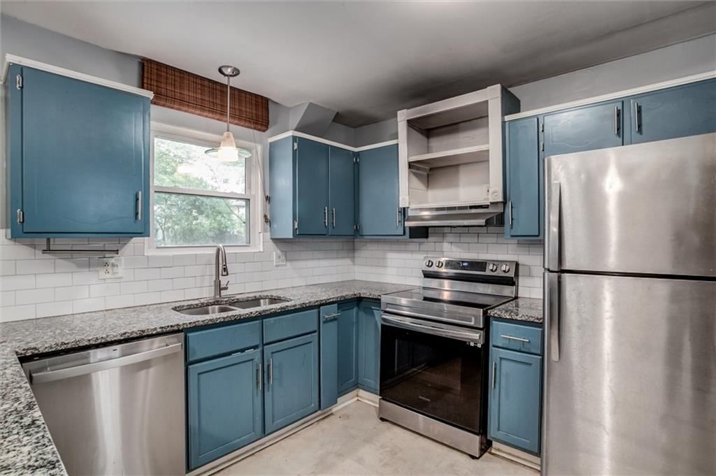 2409 NW Salem Court — photo 13