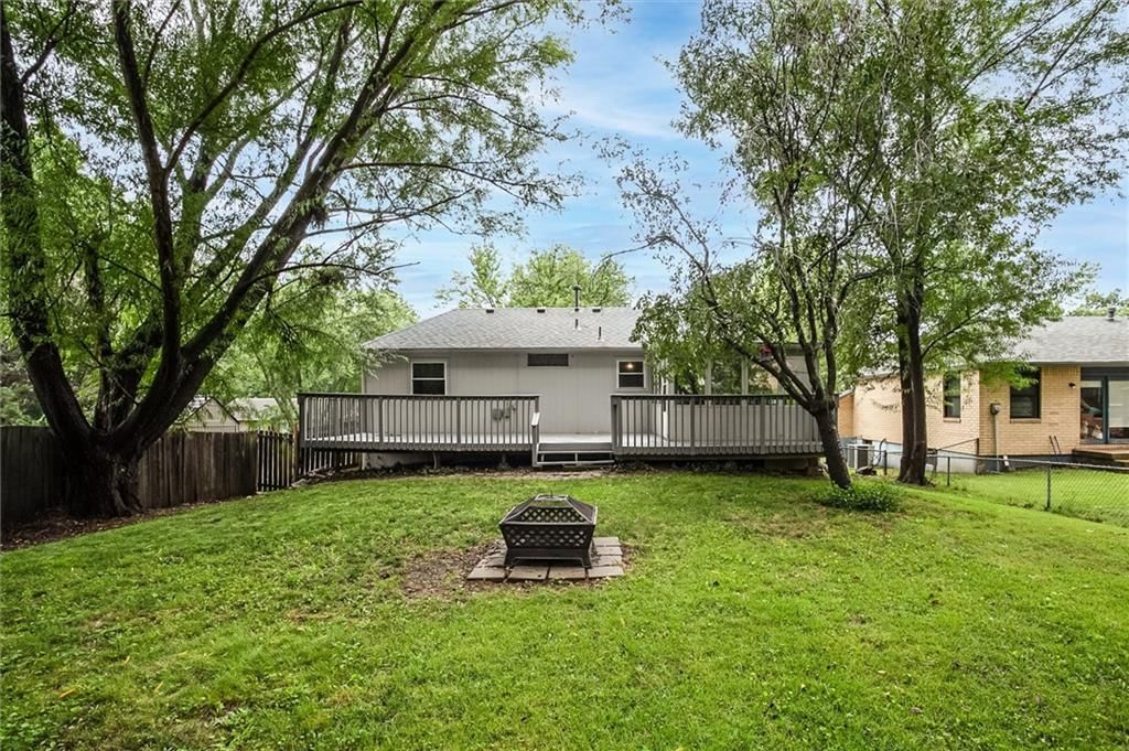 2409 NW Salem Court — photo 28
