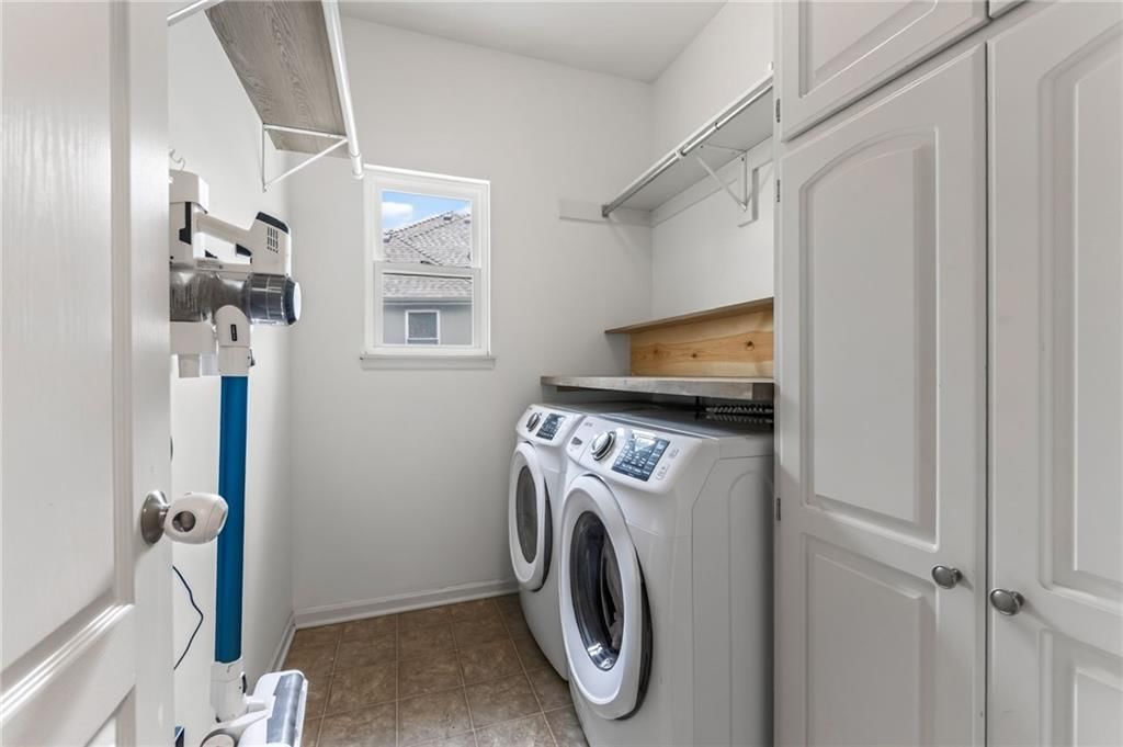 2529 SW Kristin Drive — photo 32