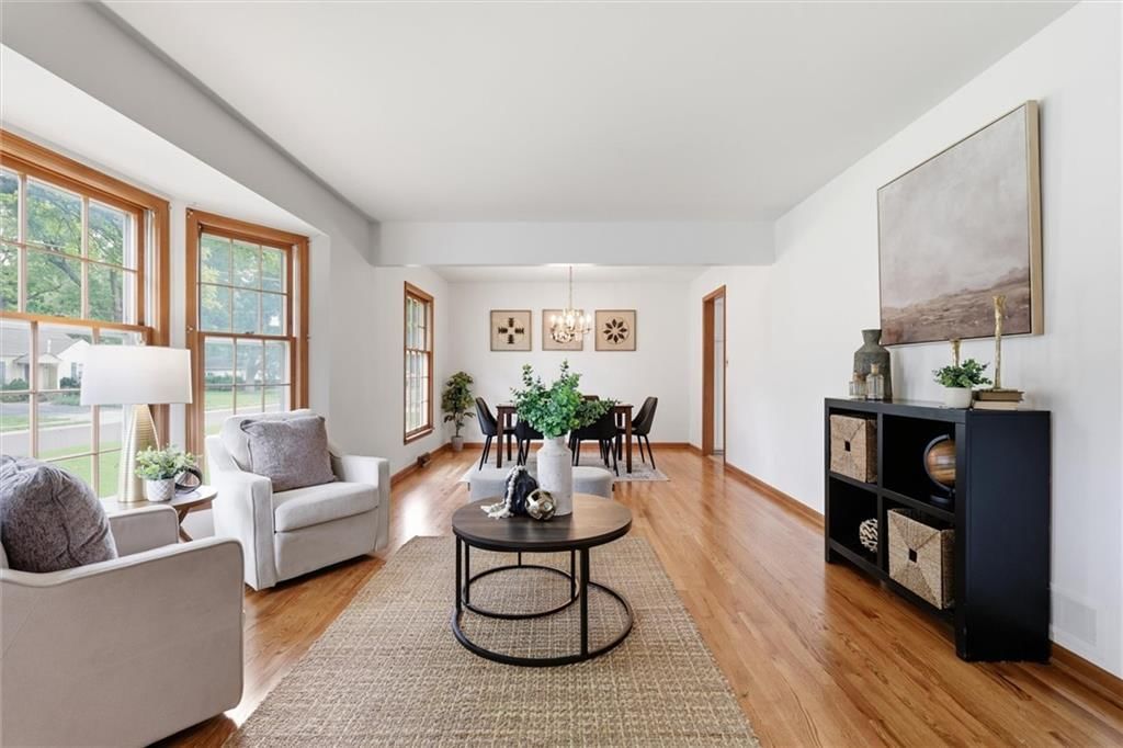 6411 W 69th Street — photo 5