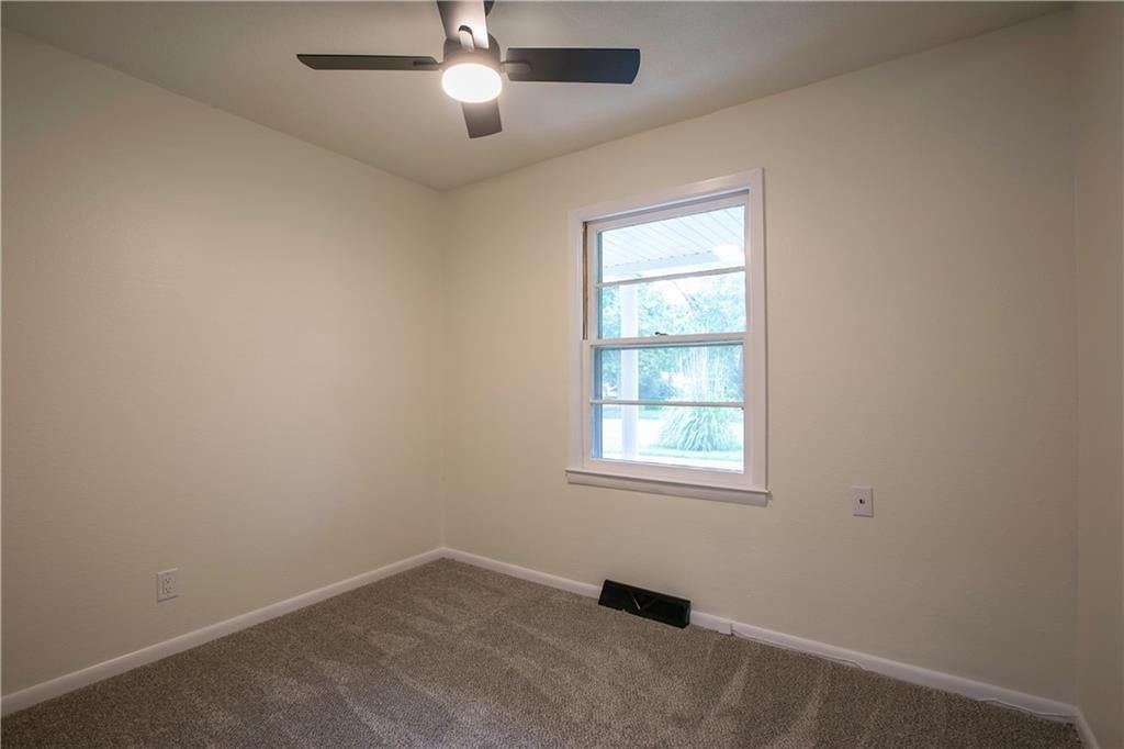 109 Delaware Street — photo 22