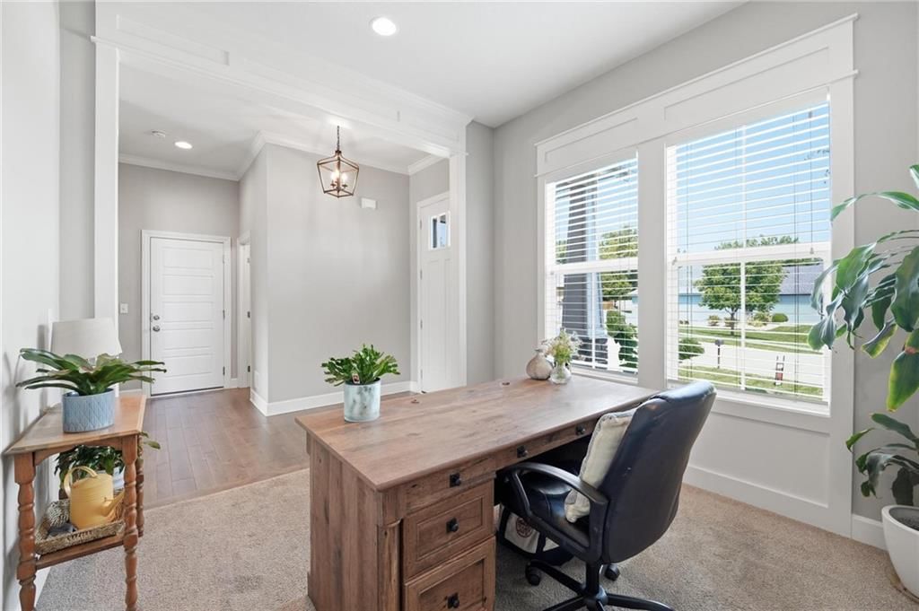 20905 W 72nd Street — photo 9
