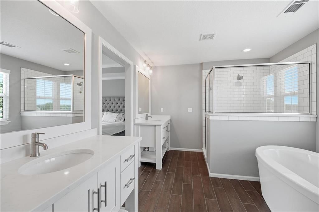 20905 W 72nd Street — photo 32