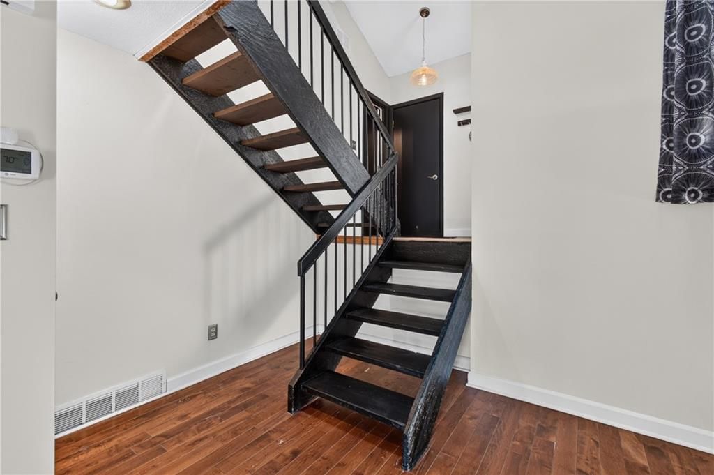 10913 Rosehill Road — photo 12