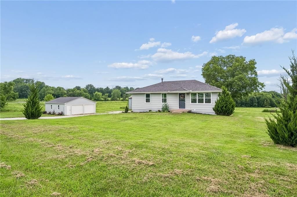 34906 E Colbern Road — photo 1
