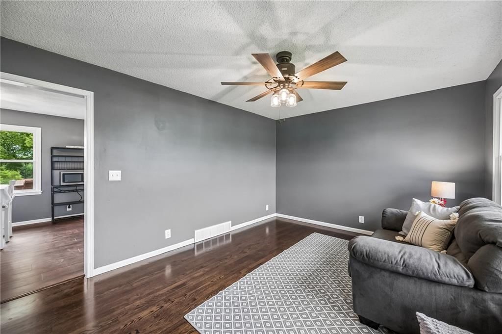 34906 E Colbern Road — photo 7