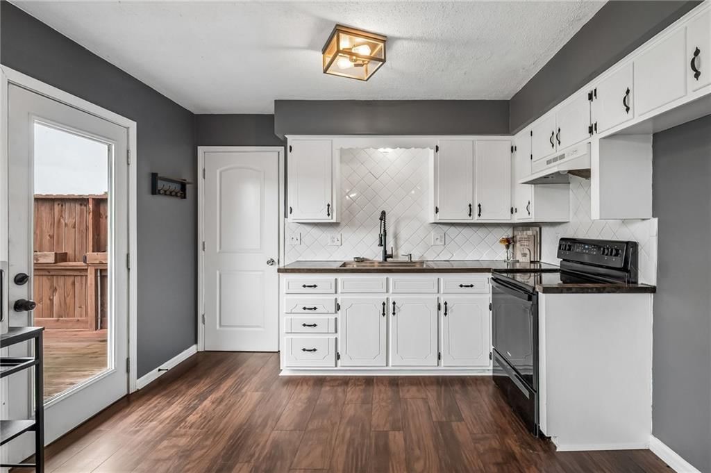 34906 E Colbern Road — photo 8