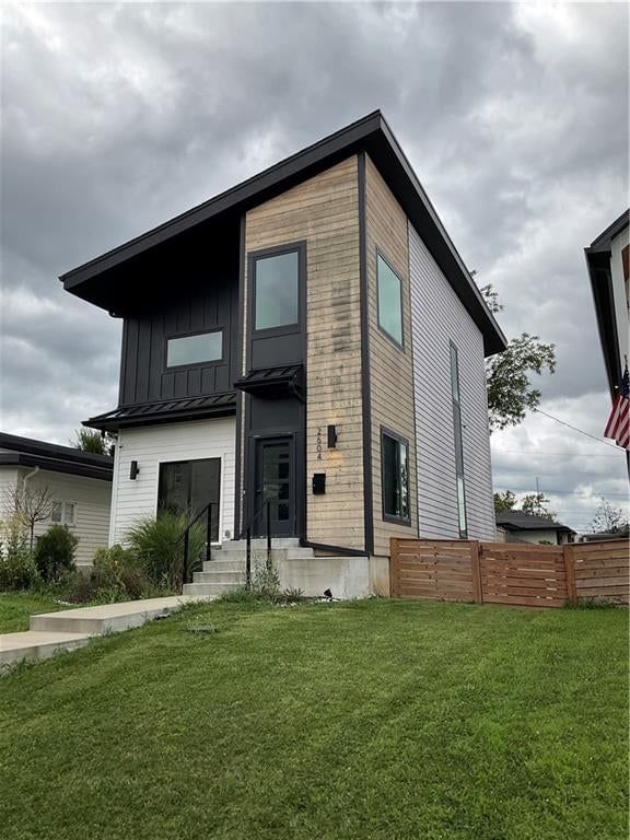 2604 W Paseo Boulevard, Kansas City, MO: listing photo 2