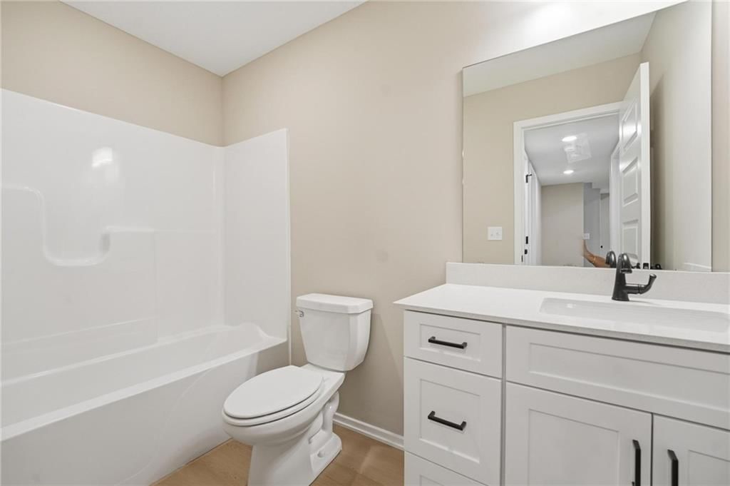 1432 S 4th Street E — photo 10