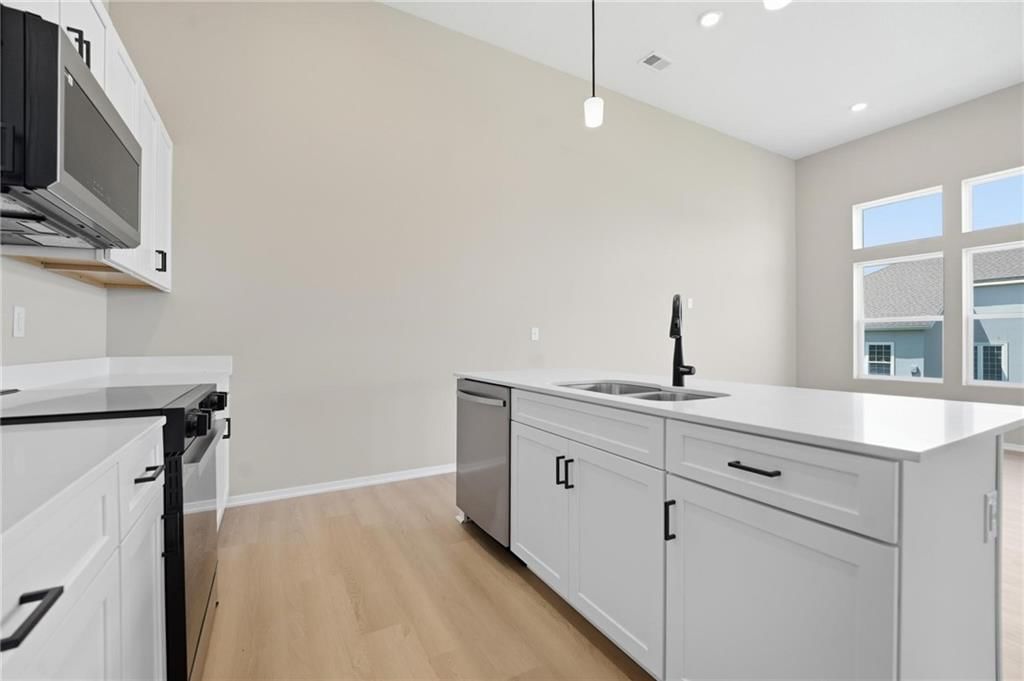 1432 S 4th Street E — photo 18