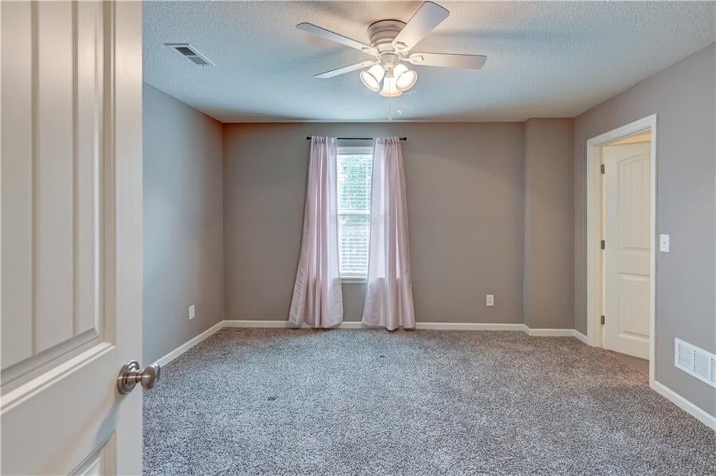599 Linda Court — photo 46