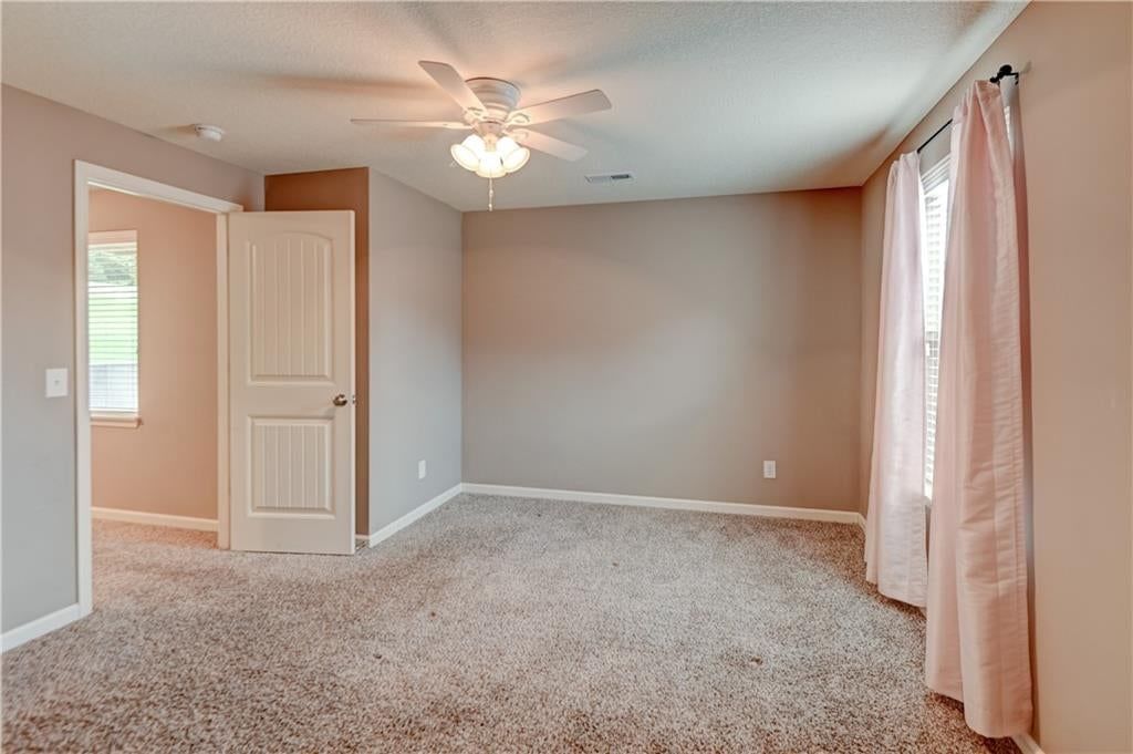 599 Linda Court — photo 49
