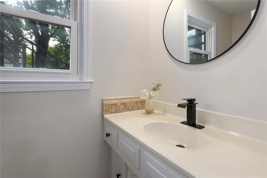 920 SW 17th Street — photo 31