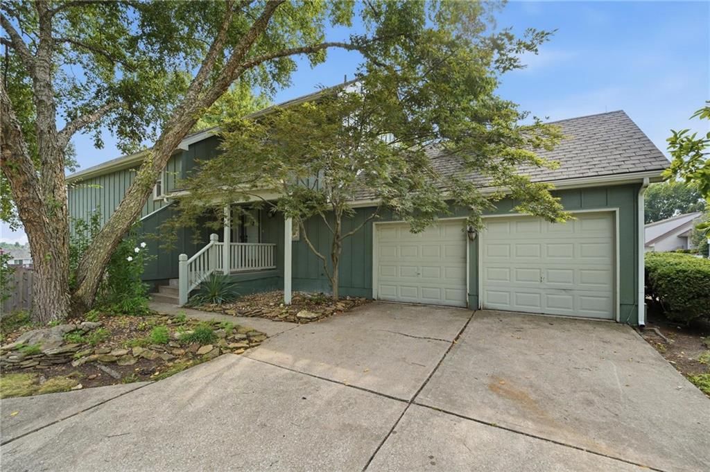 701 NE Burning Tree Street — photo 4