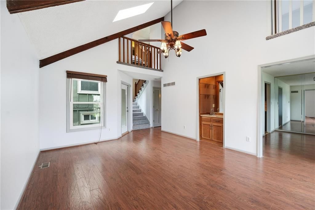 701 NE Burning Tree Street — photo 15