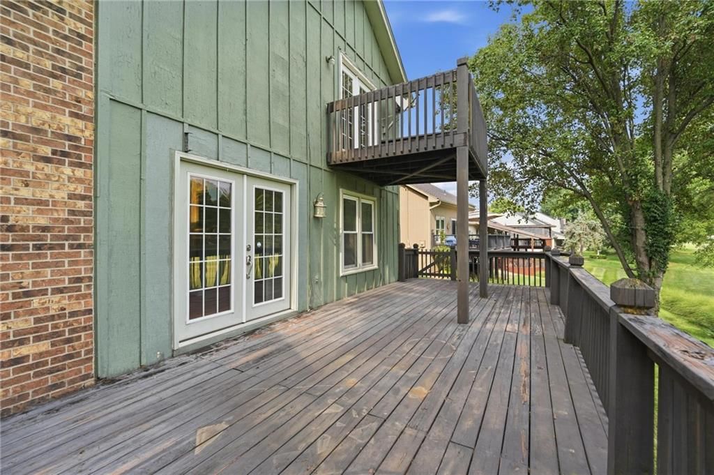 701 NE Burning Tree Street — photo 50
