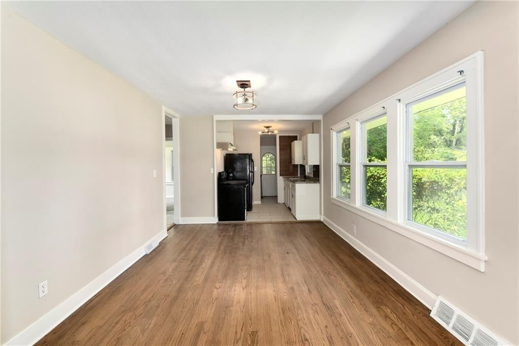 4526 Park Avenue — photo 6