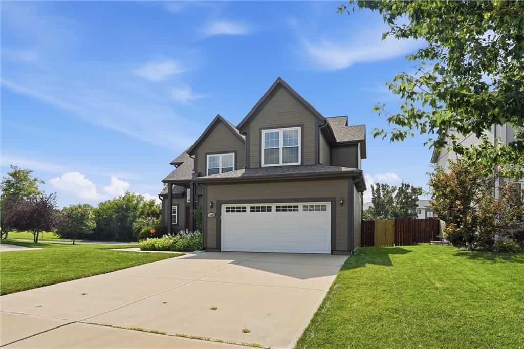 15462 S Hillside Street — photo 4