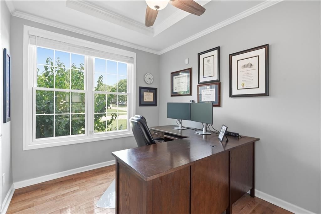 15462 S Hillside Street — photo 10