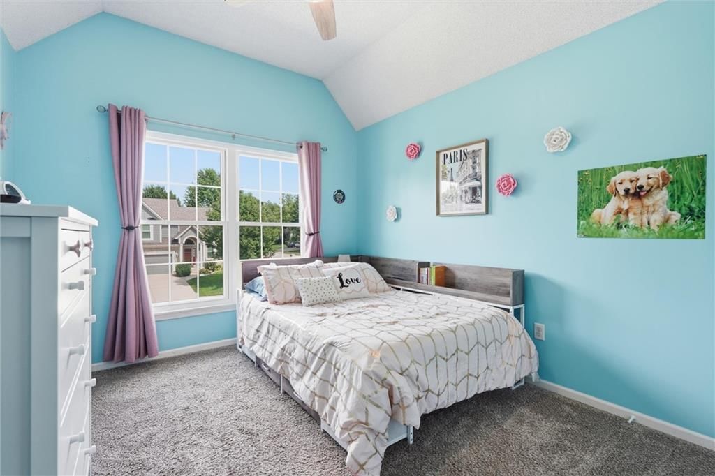 15462 S Hillside Street — photo 25