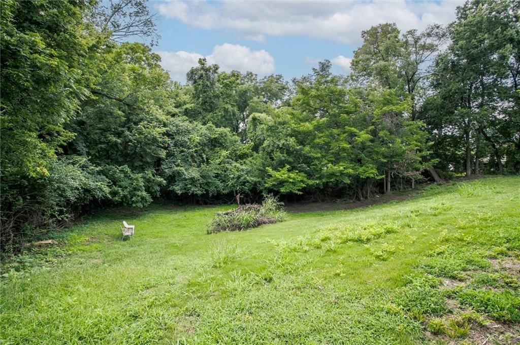 9301 Everett Avenue — photo 30