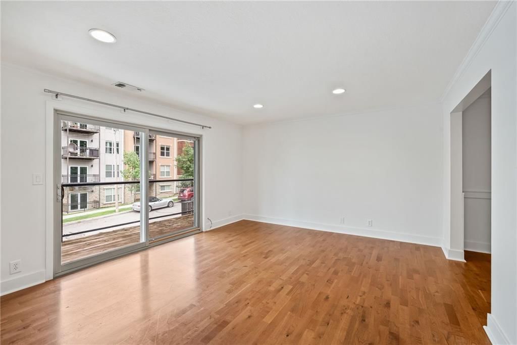 4614 Holly Street — photo 6