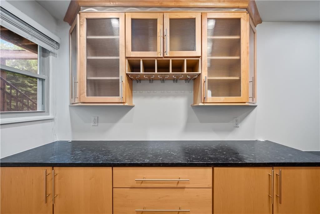 4614 Holly Street — photo 10
