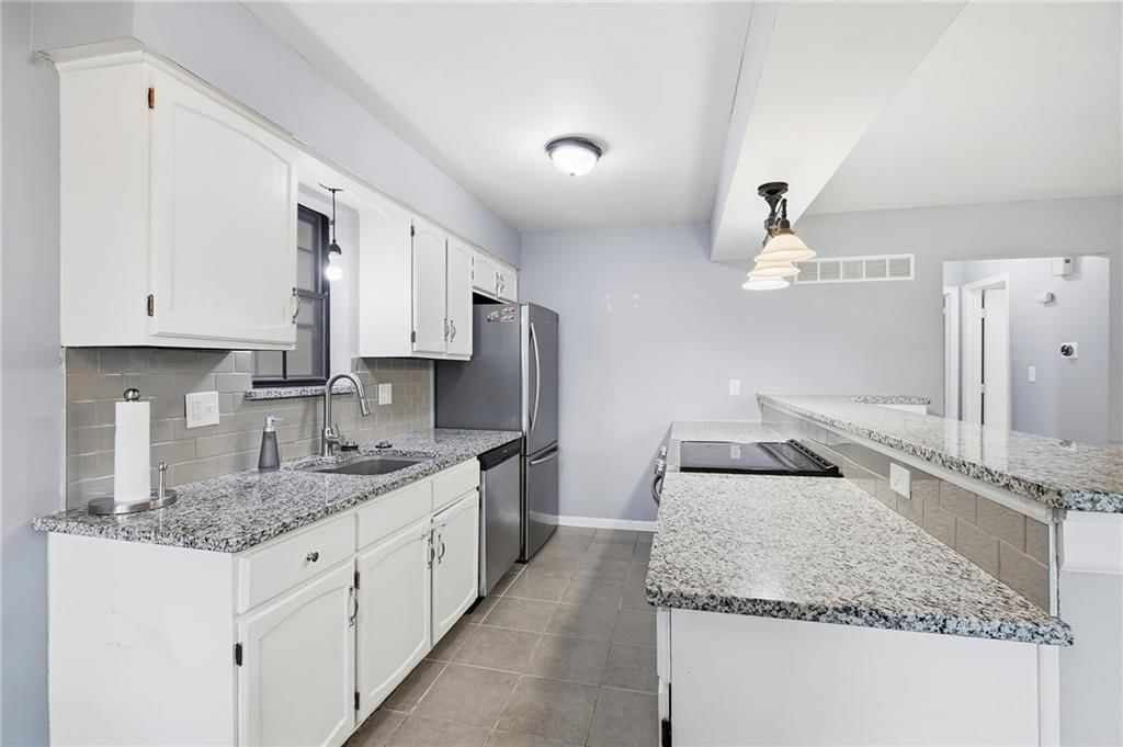 2811 NW 4th Street Terrace — photo 9
