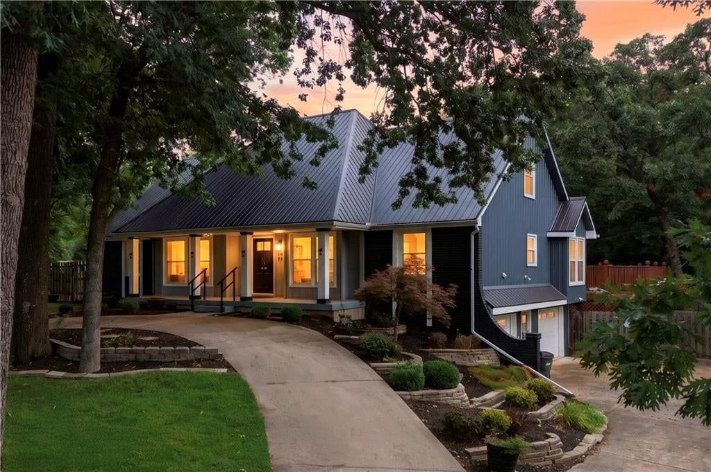 4735 Summit Court — photo 2