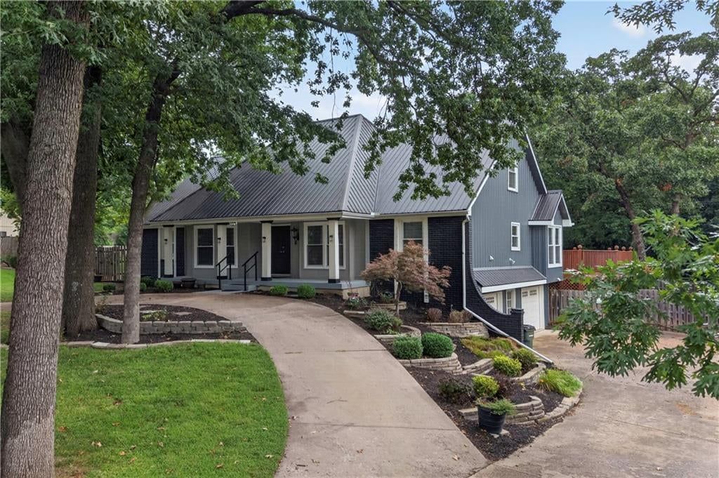 4735 Summit Court — photo 45