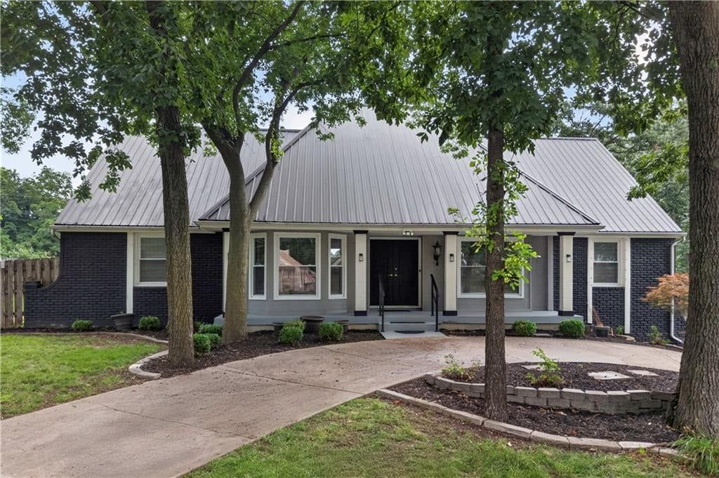 4735 Summit Court — photo 50