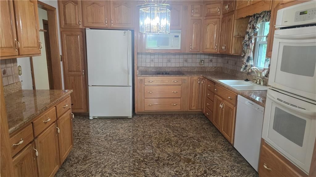 3259 Lafayette Avenue — photo 29