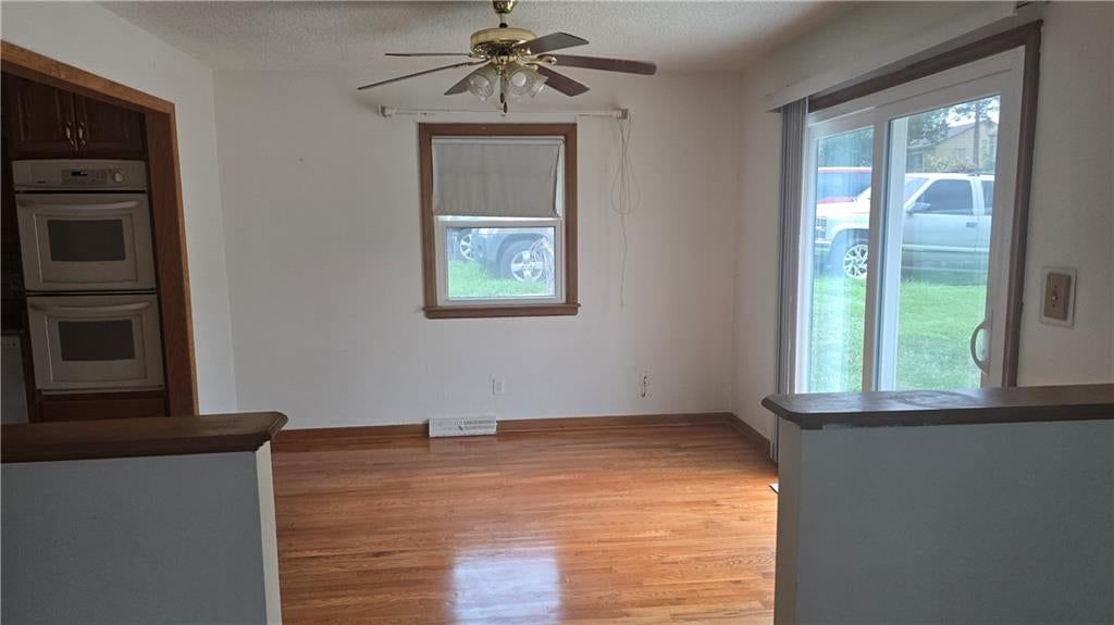 3259 Lafayette Avenue — photo 33