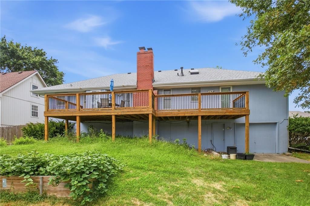 813 SW Foxtail Drive — photo 4