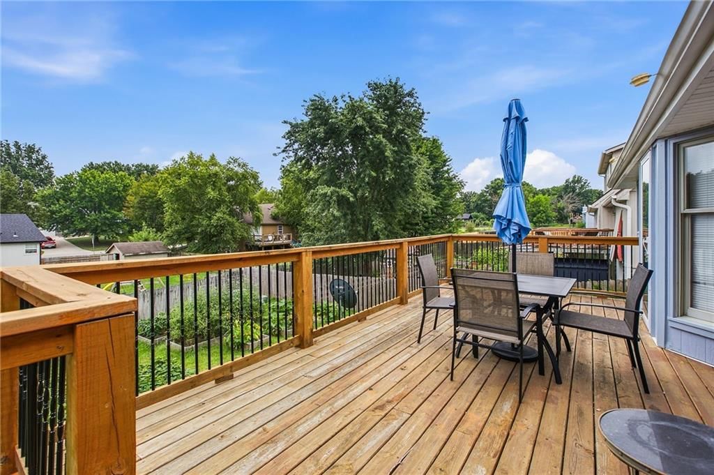 813 SW Foxtail Drive — photo 29