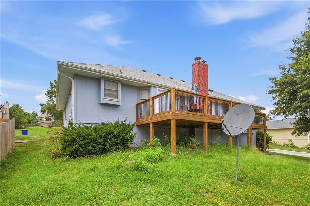 813 SW Foxtail Drive — photo 31