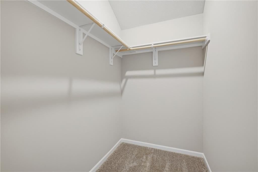 572 W Bluebird Street — photo 14