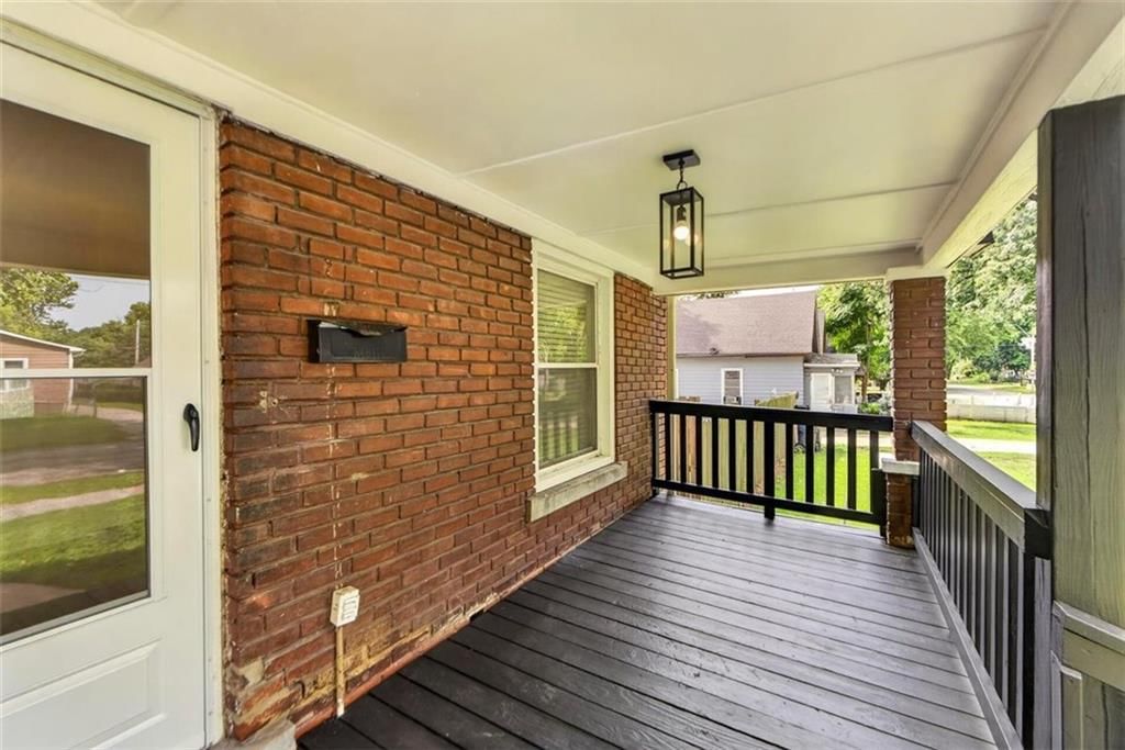 433 OAKLEY Avenue — photo 5
