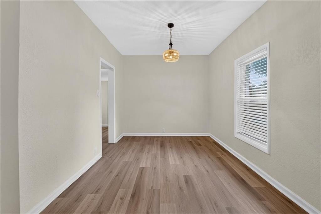 433 OAKLEY Avenue — photo 10