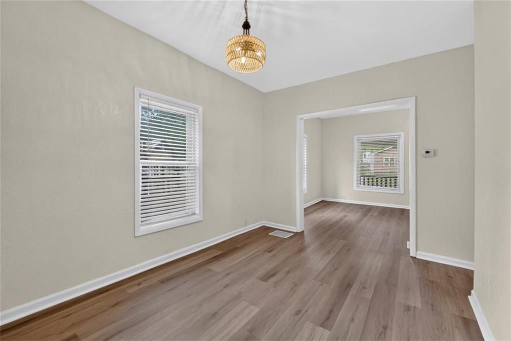 433 OAKLEY Avenue — photo 12
