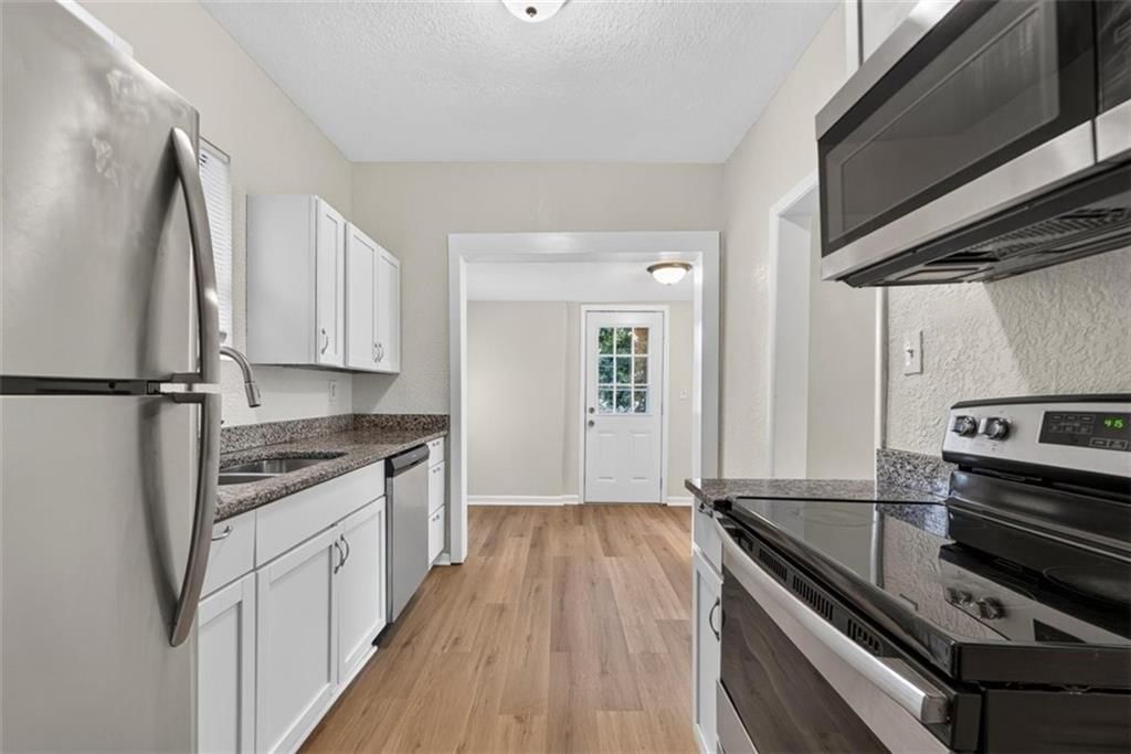 433 OAKLEY Avenue — photo 18