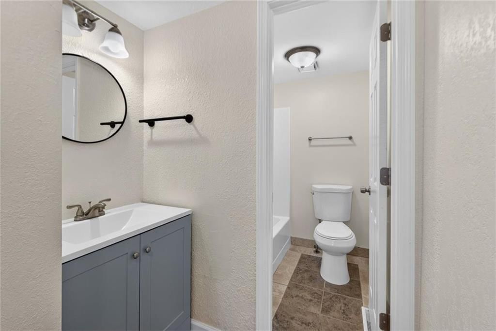 433 OAKLEY Avenue — photo 19