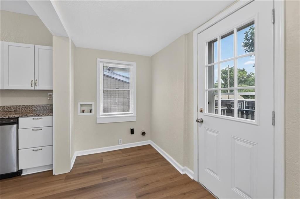 433 OAKLEY Avenue — photo 21